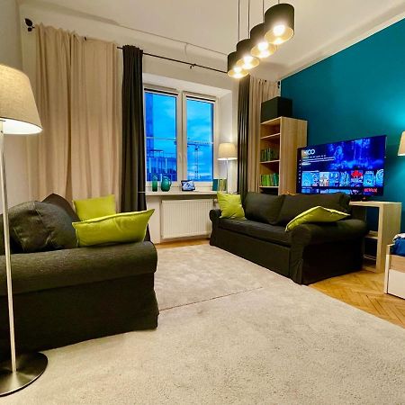 Super Square Metro X2 Fast Wifi 55'Tv Netflix Hbo Appletv+ Amazontv Apartment Warsaw Ngoại thất bức ảnh